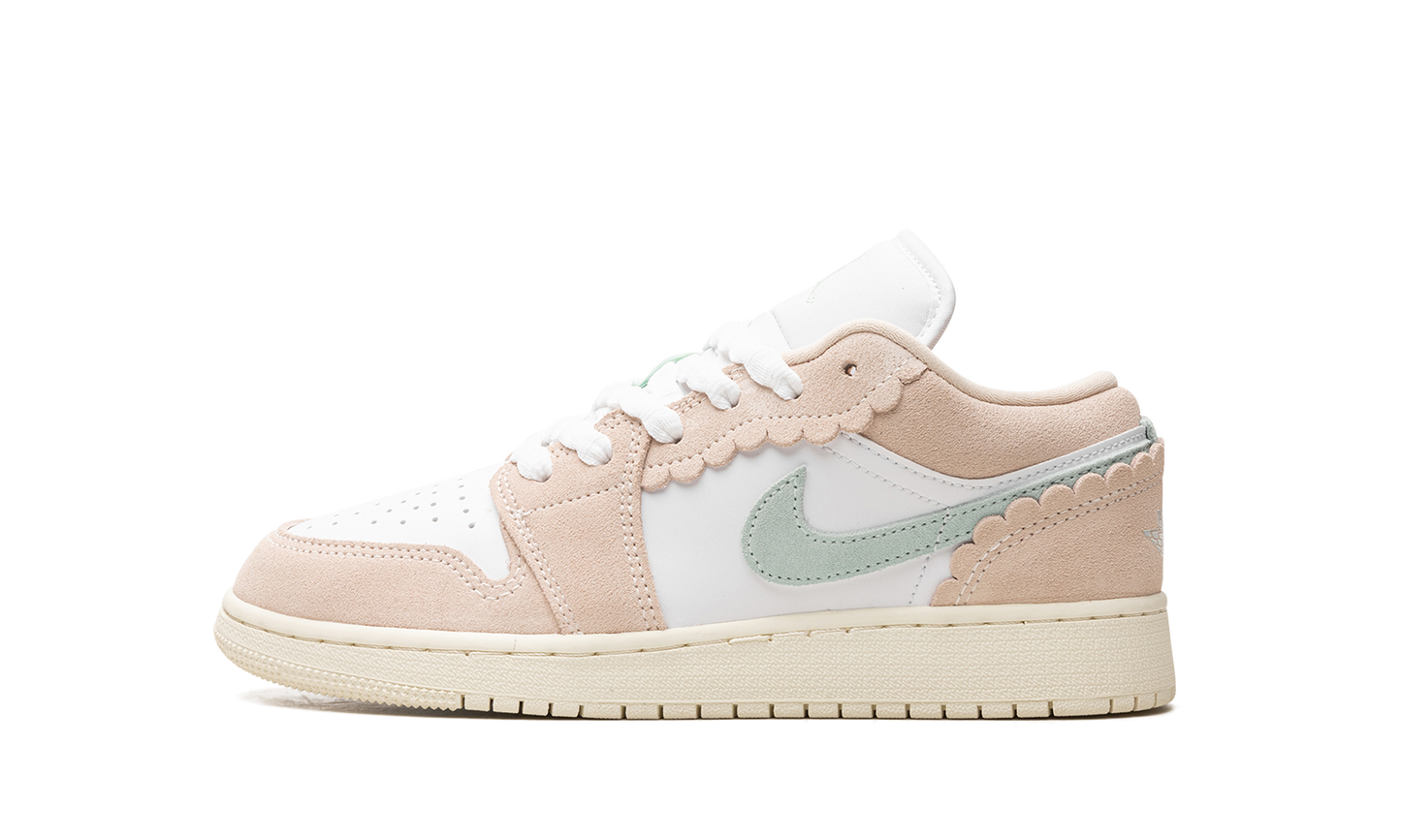 Air Jordan 1 Low SE Scalloped Edge
