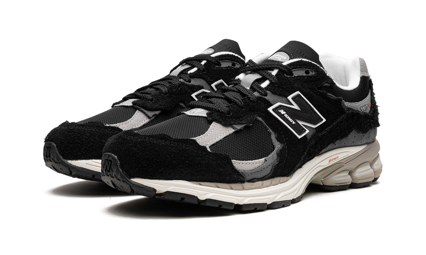 New Balance 2002R Protection Pack Black Grey