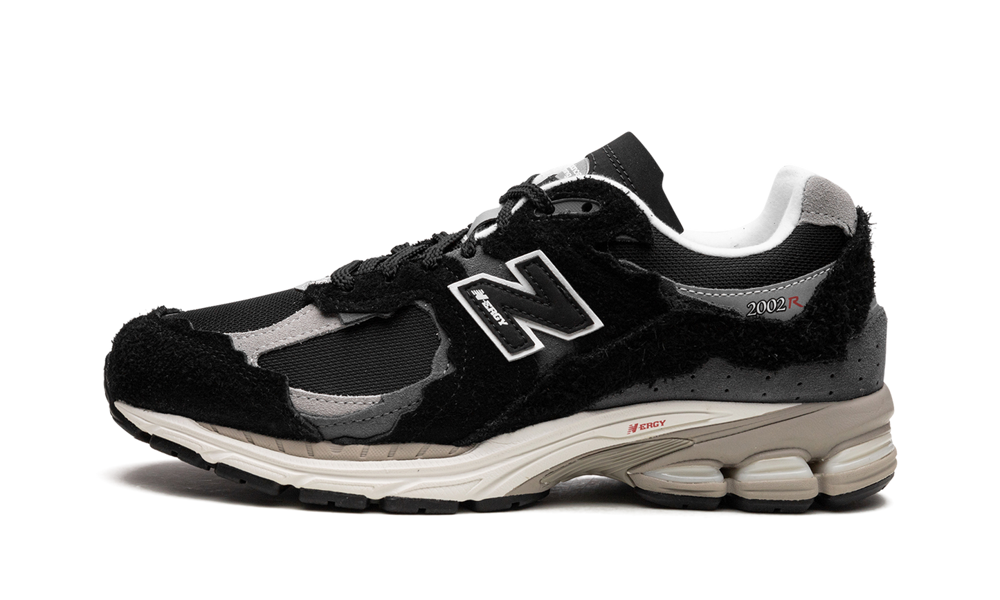 New Balance 2002R Protection Pack Black Grey