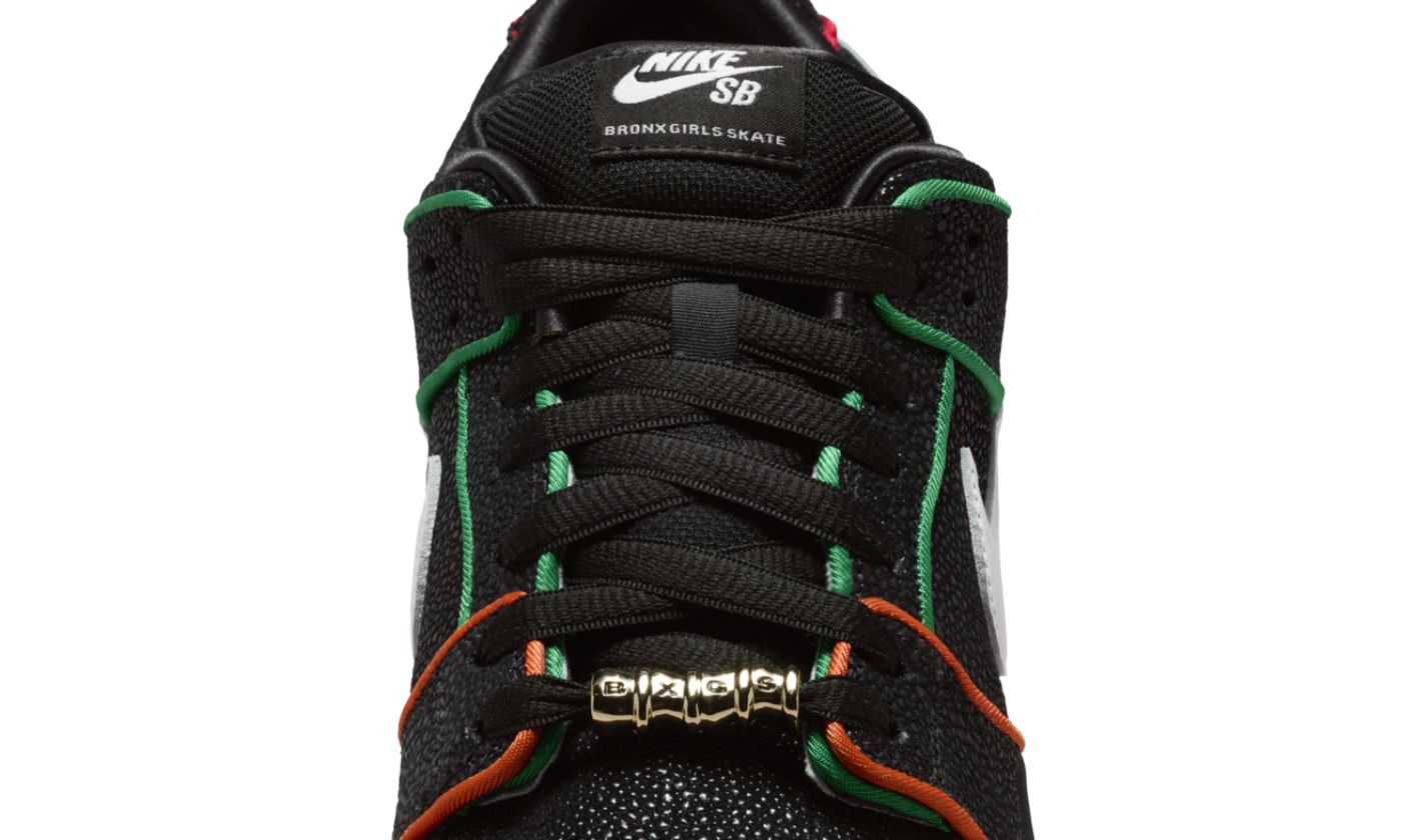 Nike SB Dunk Low Bronx Girls Skate
