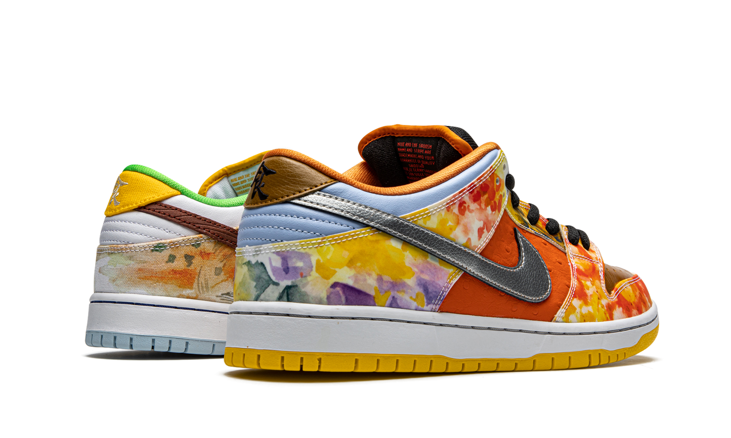 Nike SB Dunk Low Street Hawker (2021)