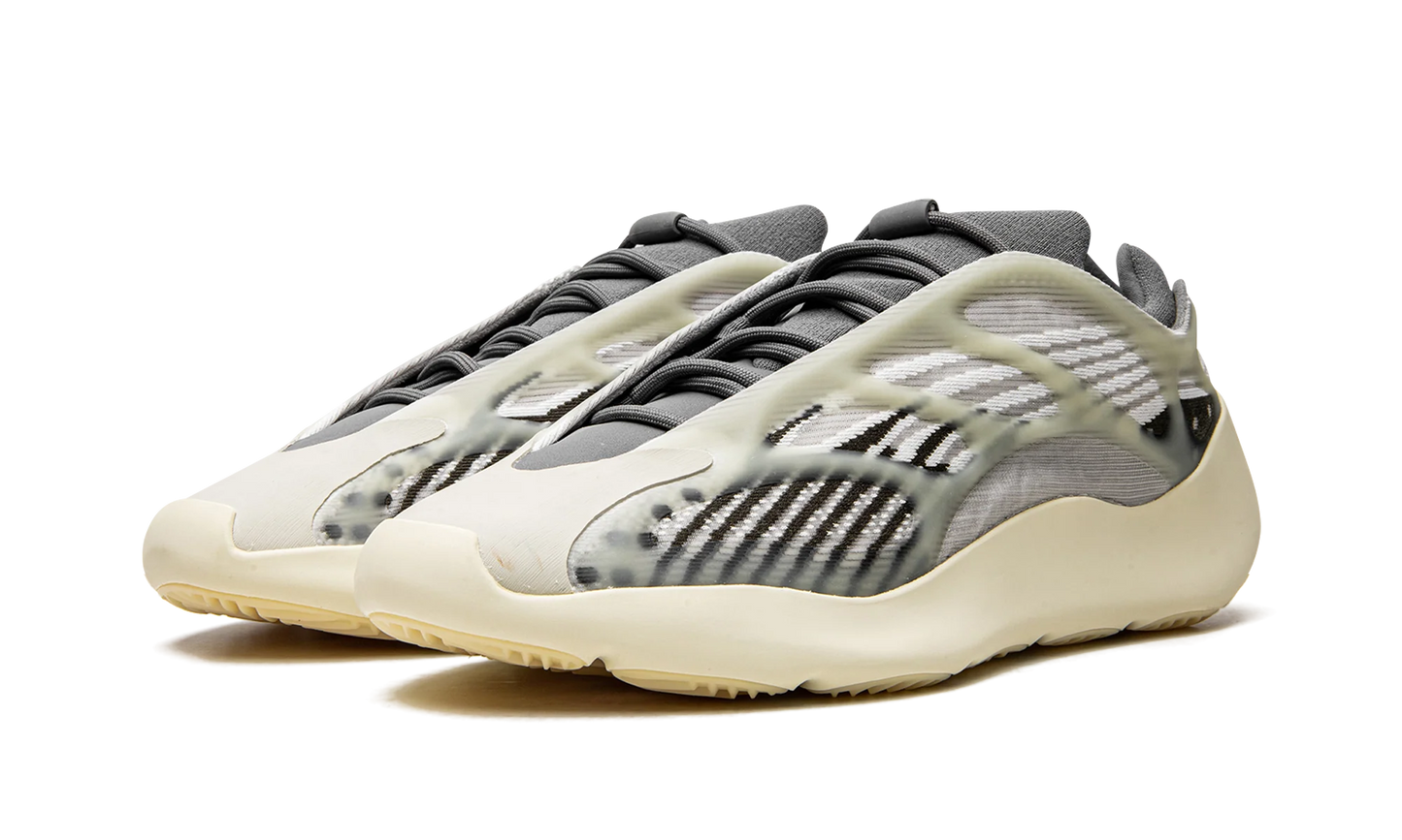 Adidas Yeezy 700 V3 Fade Salt