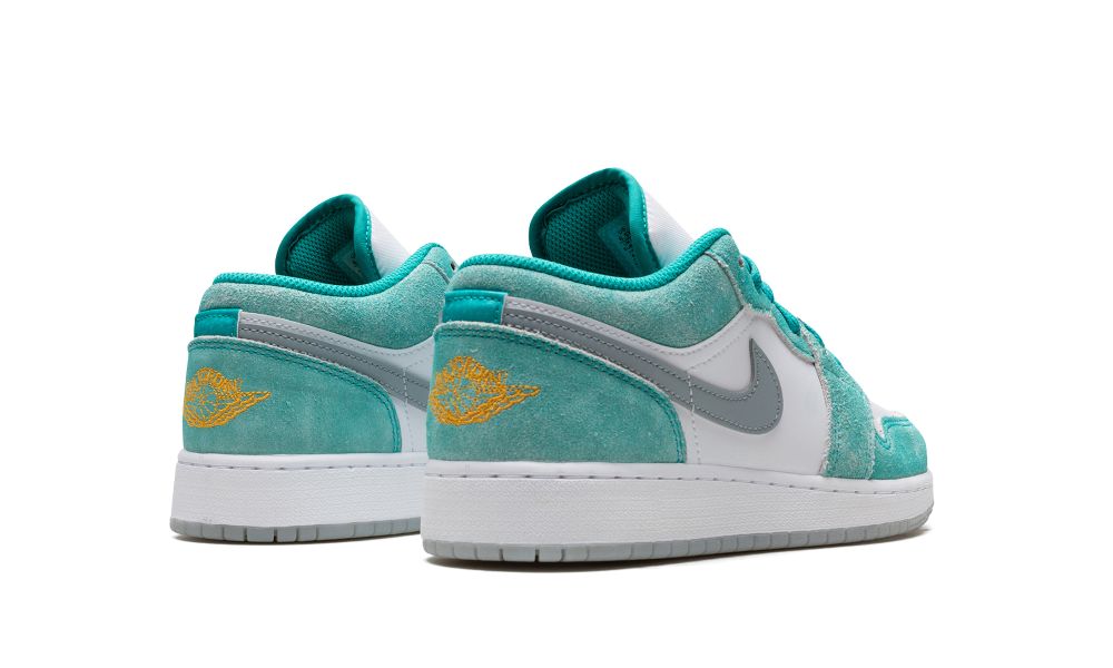 Air Jordan 1 Low SE New Emerald Grey