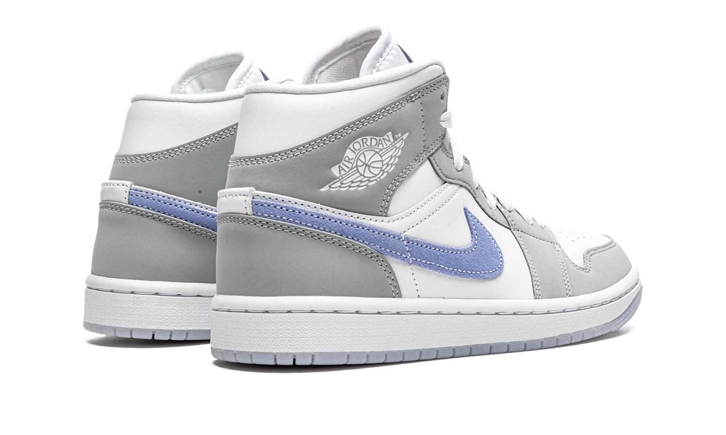 Air Jordan 1 Mid Wolf Grey