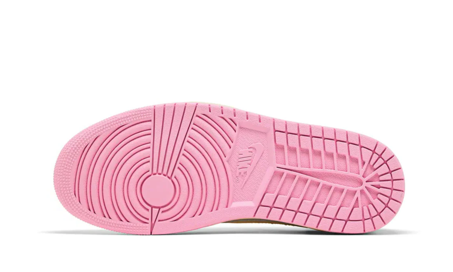 Air Jordan 1 Retro Low OG SP Travis Scott Shy Pink