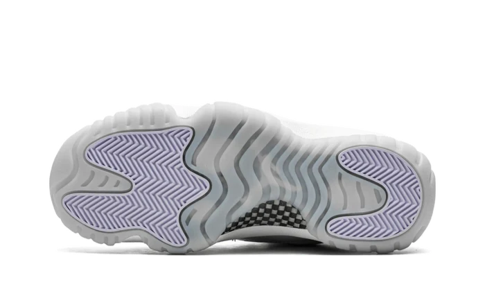 Air Jordan 11 Retro Low Pure Violet