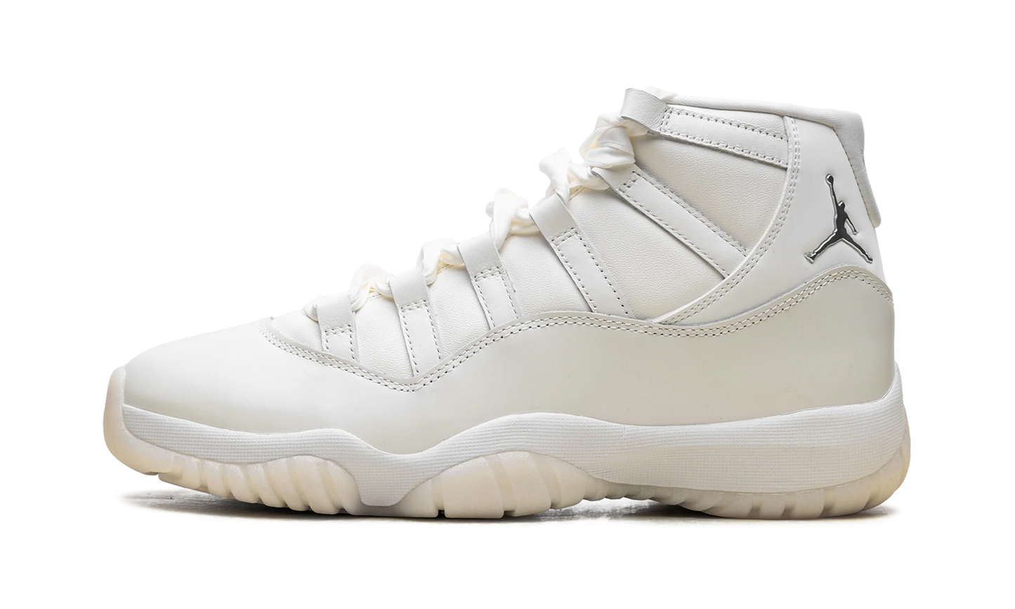 Air Jordan 11 Retro Pearl - Grand Finale
