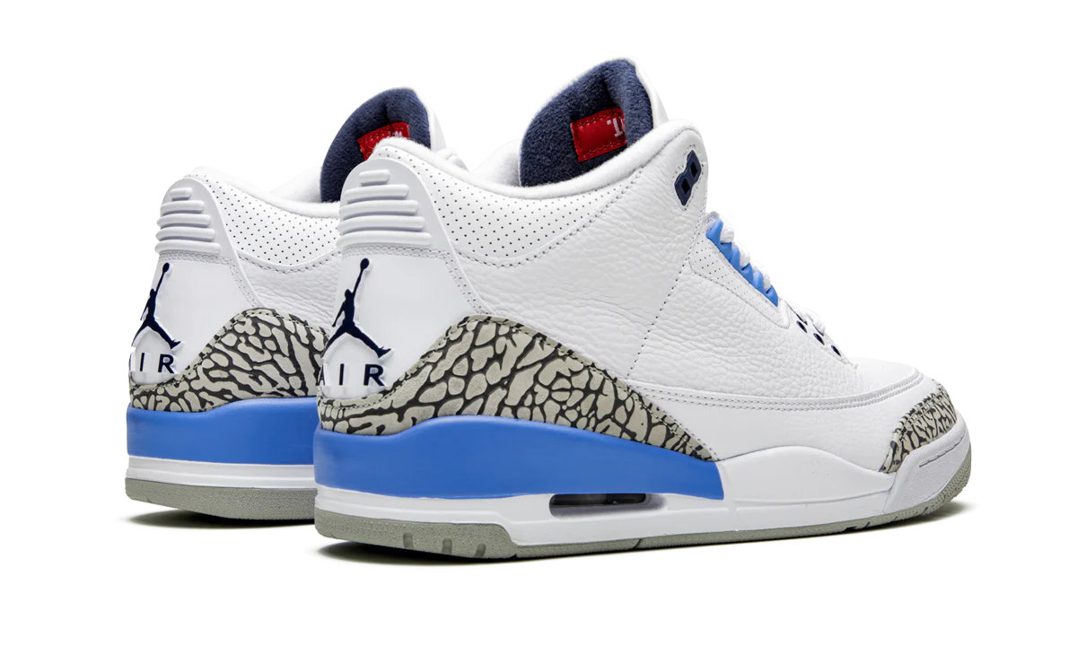 Air Jordan 3 Retro UNC (2020)