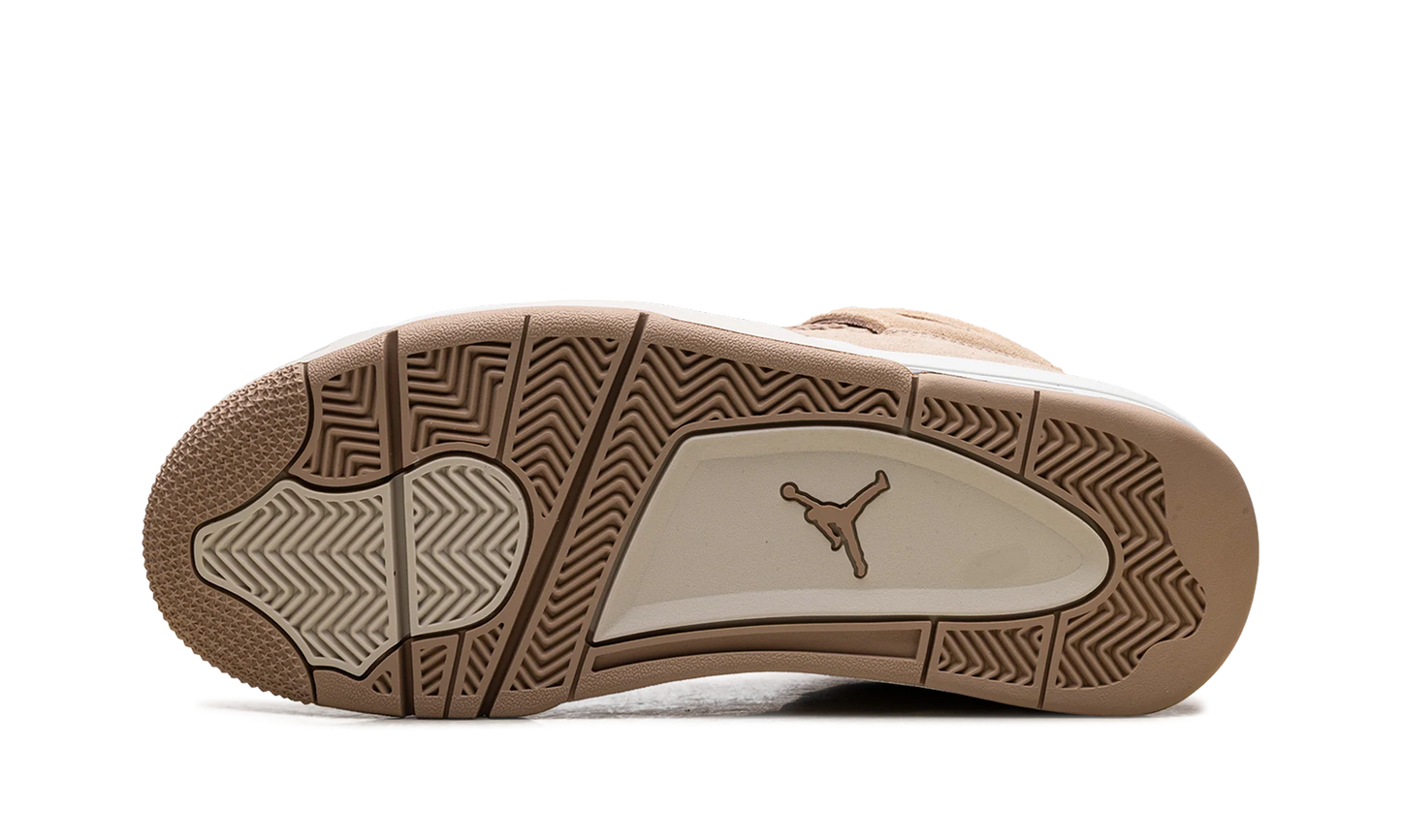 Air Jordan 4 Retro Cozy Girl