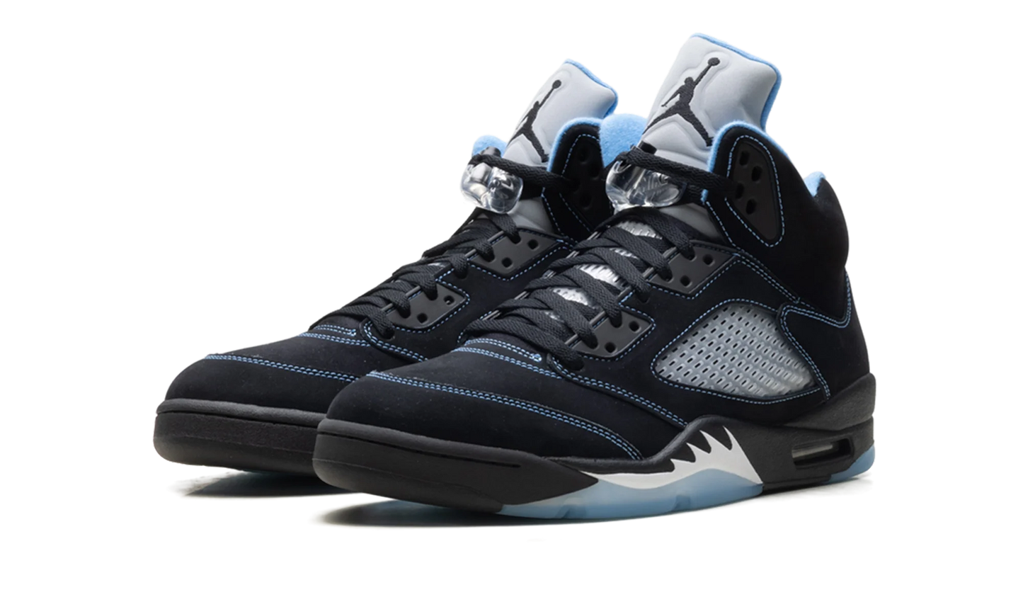Jordan 5 Retro Black University Blue (2026)