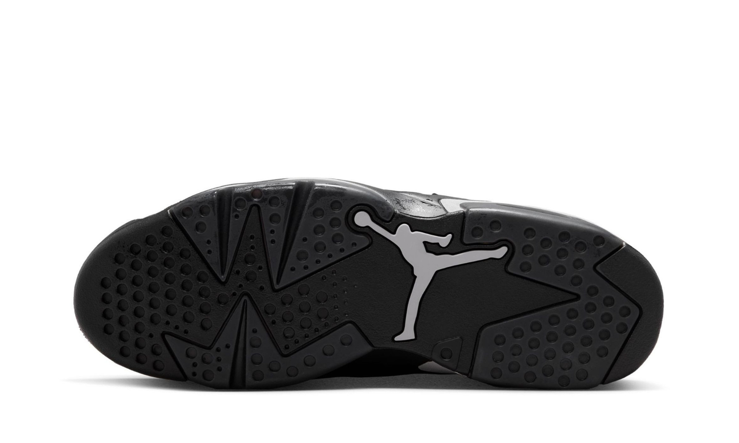 Jordan 6 Retro Cap & Gown