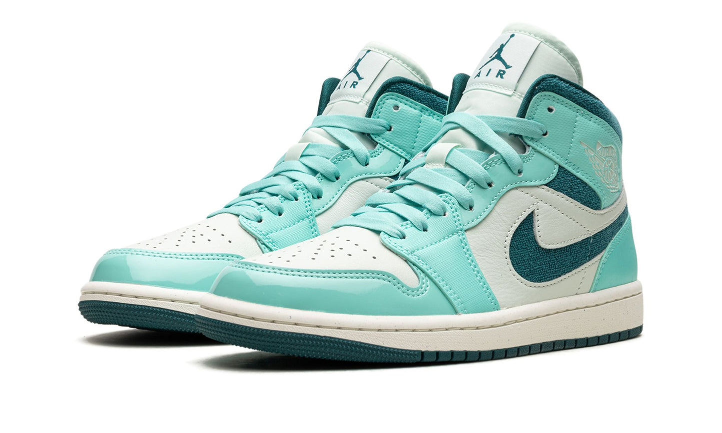 Air Jordan 1 Mid Bleached Turquoise