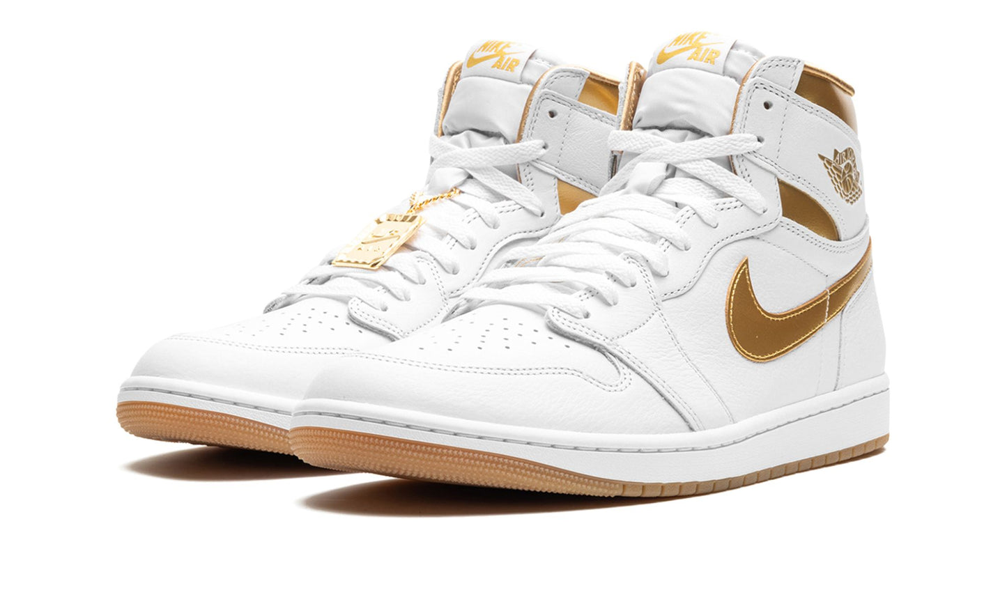 Air Jordan 1 Retro High OG Metallic Gold