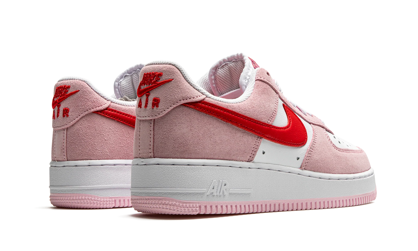 Nike Air Force 1 '07 Low QS Saint-Valentin Love Letter