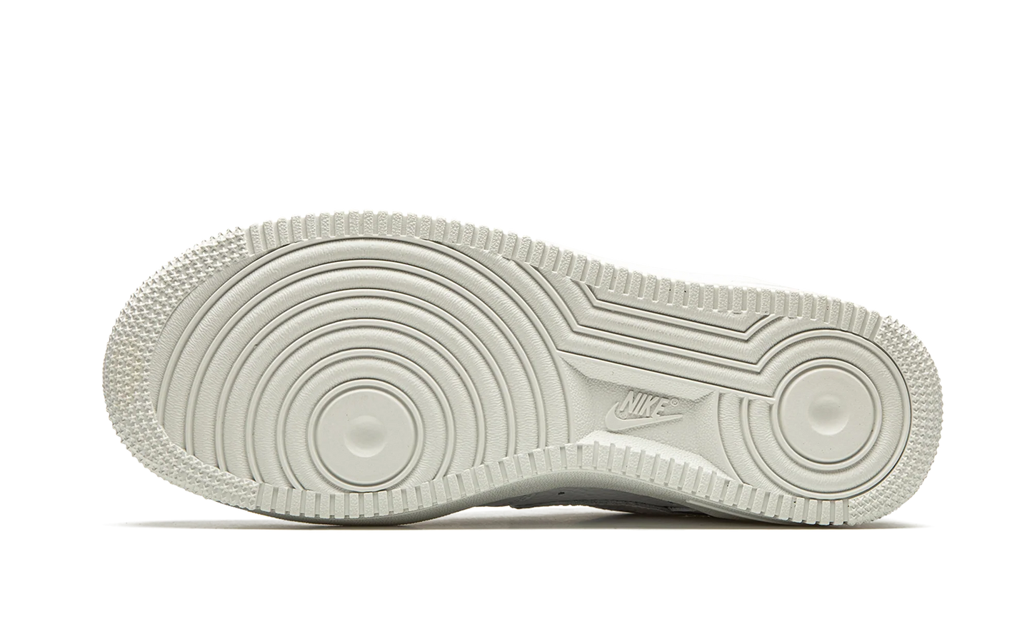 Nike Air Force 1 Low '07 LX Bling