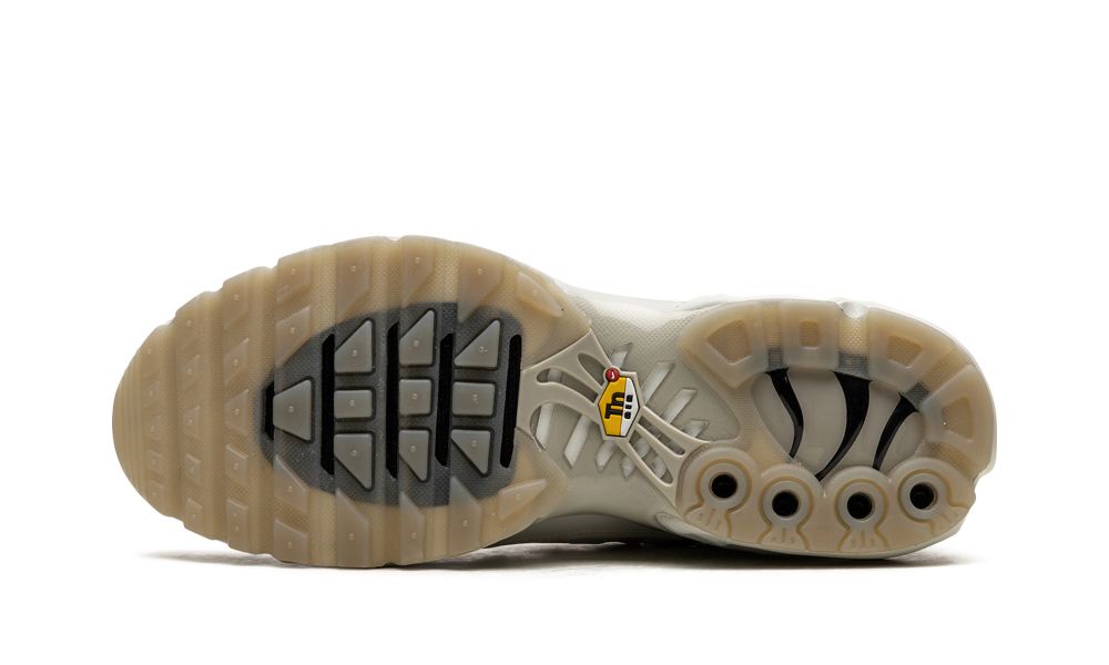 Nike Air Max Plus A-COLD-WALL Platinium Tint