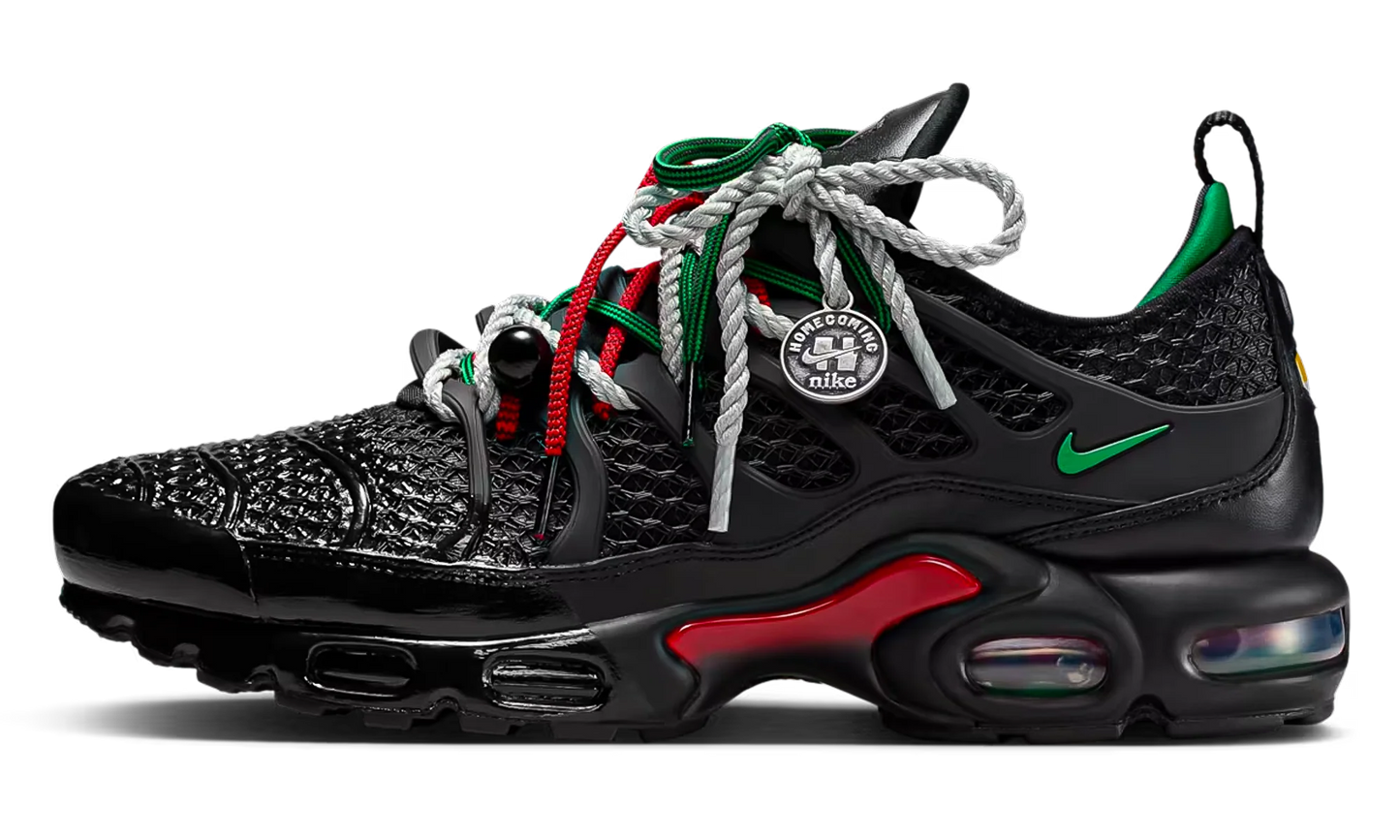 Nike Air Max Plus Homecoming Black