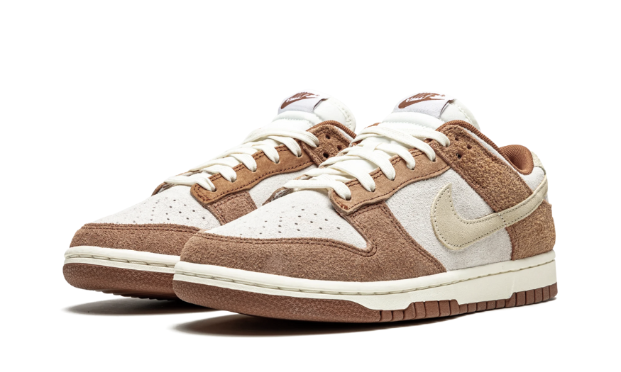 Nike Dunk low PRM Medium Curry