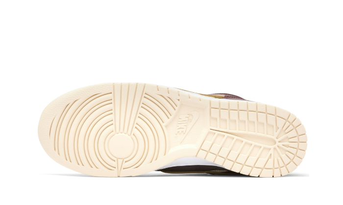 Nike Dunk Low Scrap Latte
