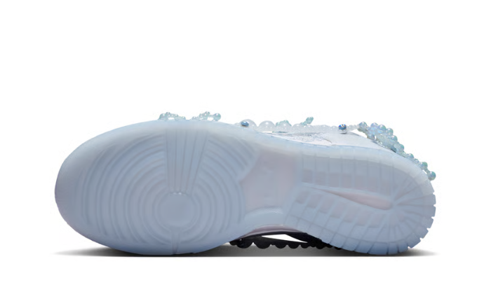 Nike Dunk Low Susan Fang Artist Collection