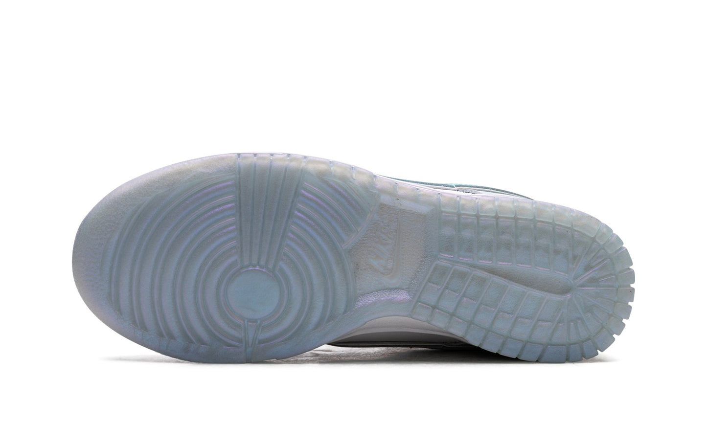 Nike Dunk Low Unlock Your Space
