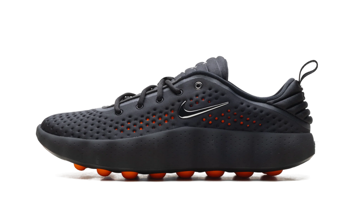 Nike Mind 002 Black Hyper Crimson