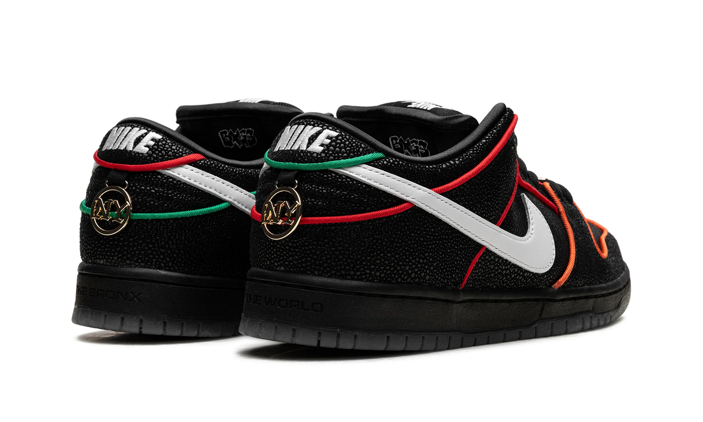 Nike SB Dunk Low Bronx Girls Skate