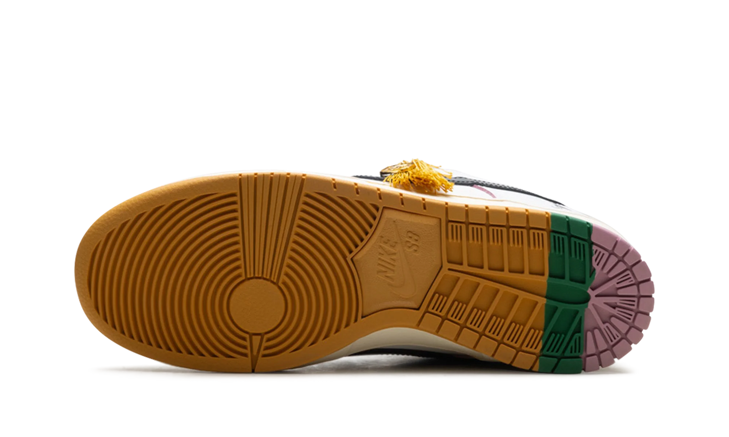 Nike SB Dunk Low CSEF