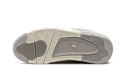 Air Jordan 4 Retro Frozen Moments