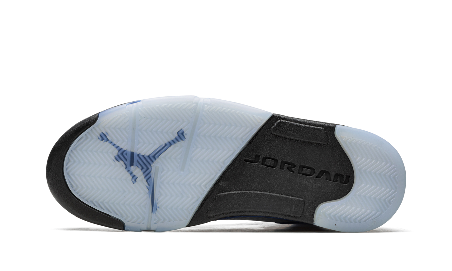 Air Jordan 5 UNC