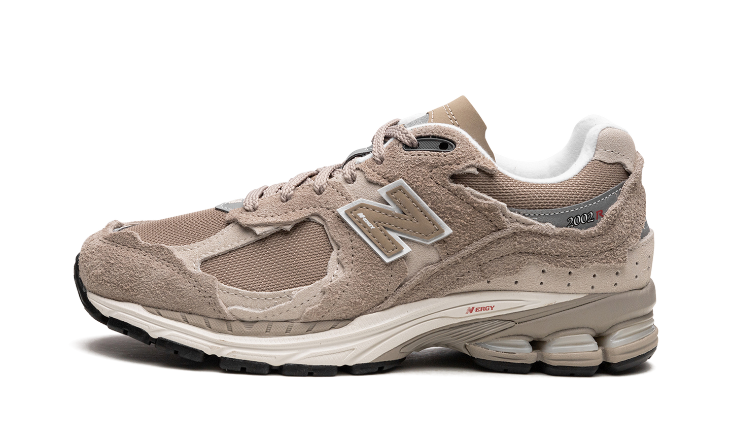 New Balance 2002R Protection Pack Driftwood