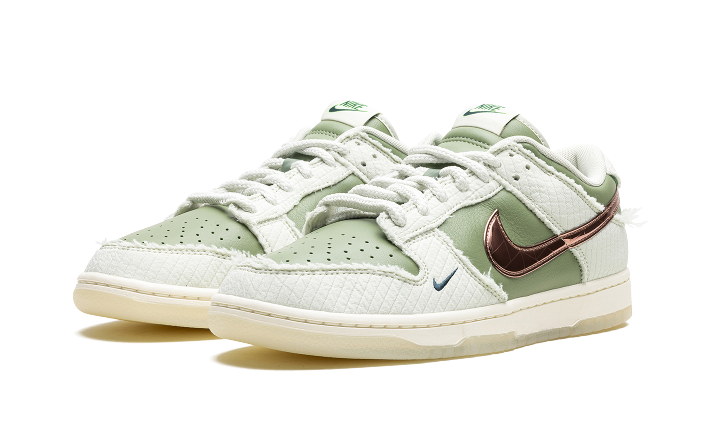 Nike Dunk Low Retro PRM Kyler Murray Be 1 of One