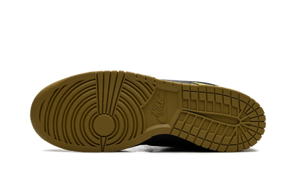 Nike Dunk Low Retro QS Halloween Skull