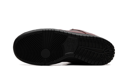 Nike SB Dunk Low Limosine Skateboards