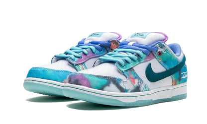 Nike SB Dunk Low Futura Laboratories Bleached Aqua