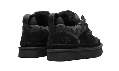 UGG Lowmel Black