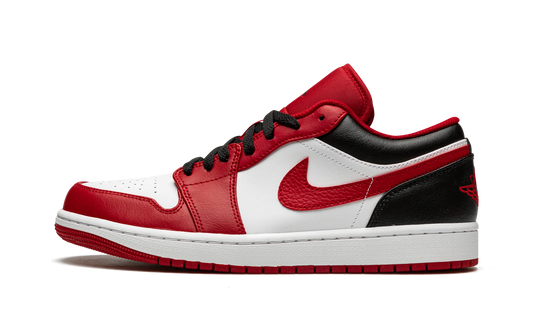 Air Jordan 1 Low Bulls