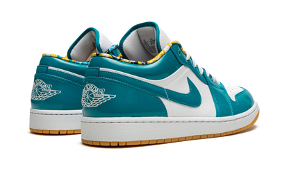 Air Jordan 1 Low SE Barcelona Cyber Teal