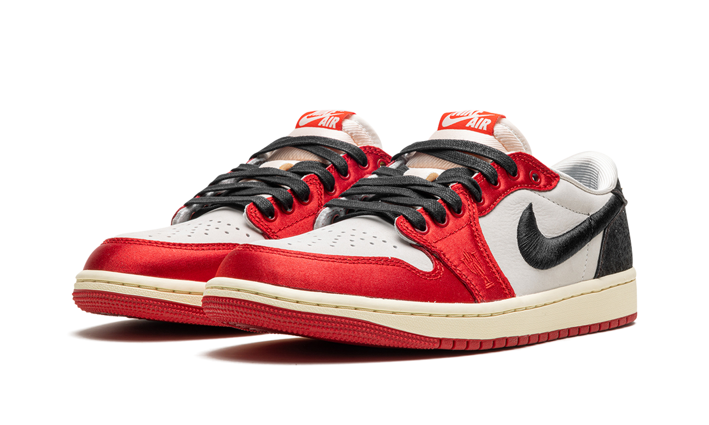 Air Jordan 1 Low Trophy Room