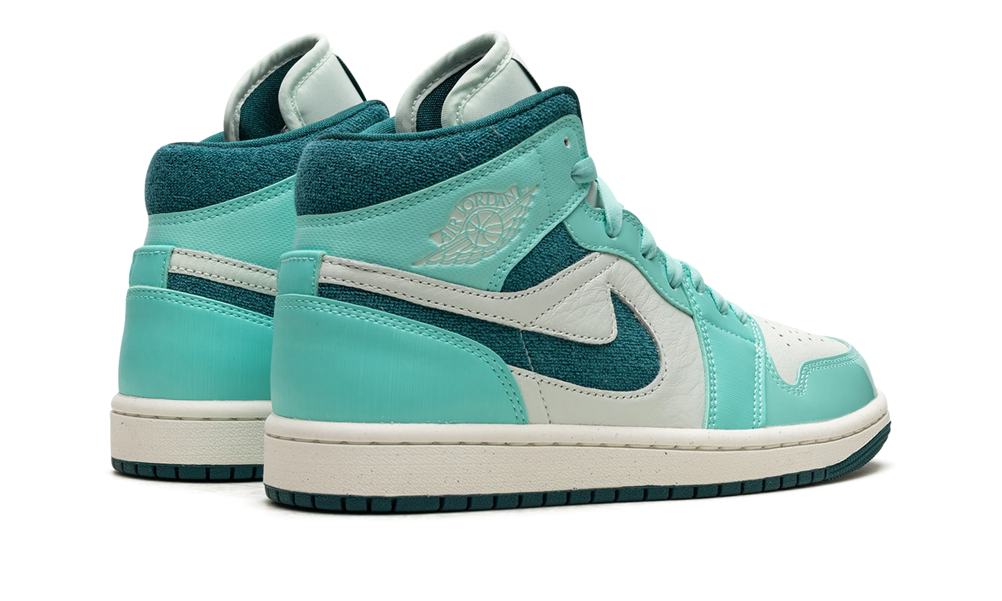 Air Jordan 1 Mid Chenille Bleached Turquoise