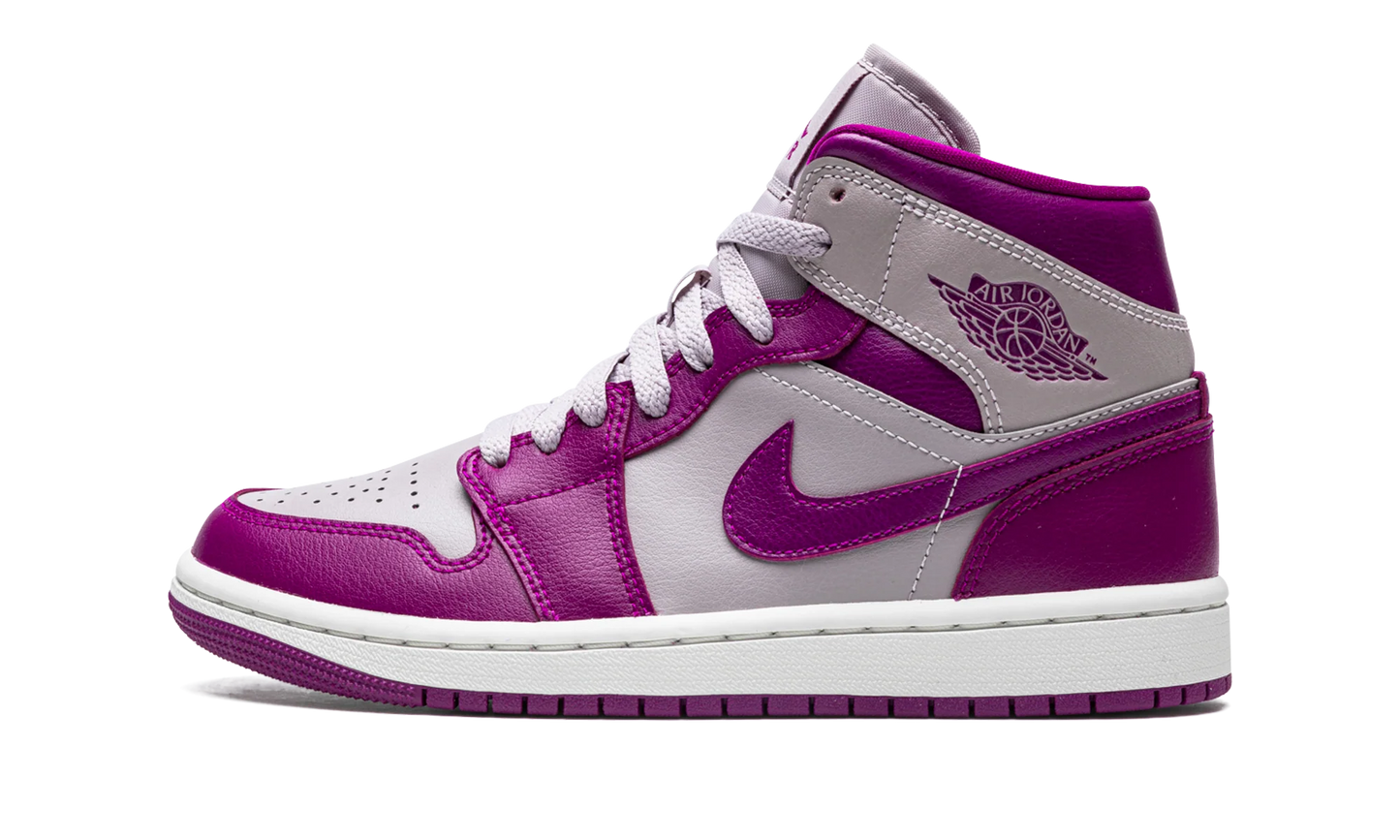 Air Jordan 1 Mid Magenta (2022)