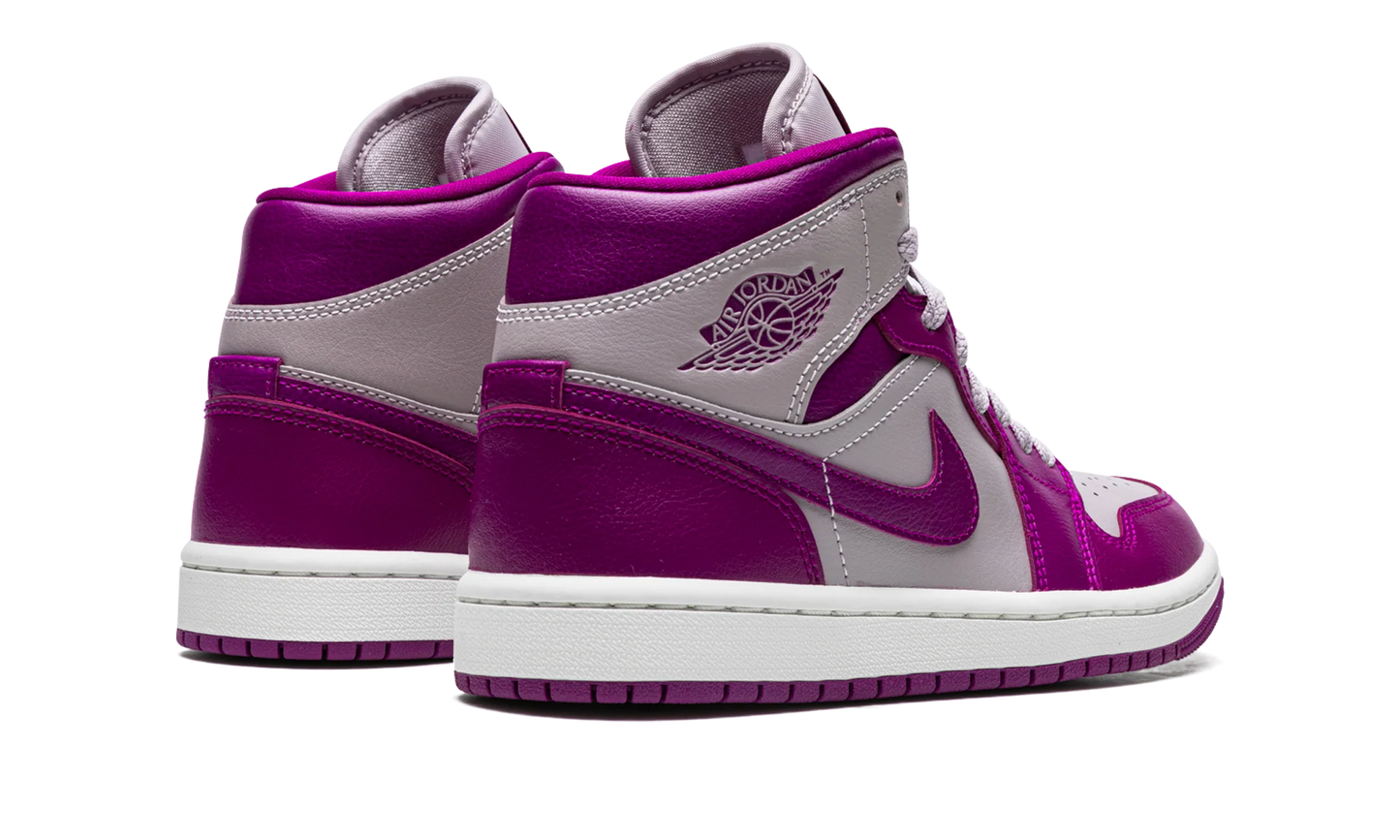 Air Jordan 1 Mid Magenta (2022)