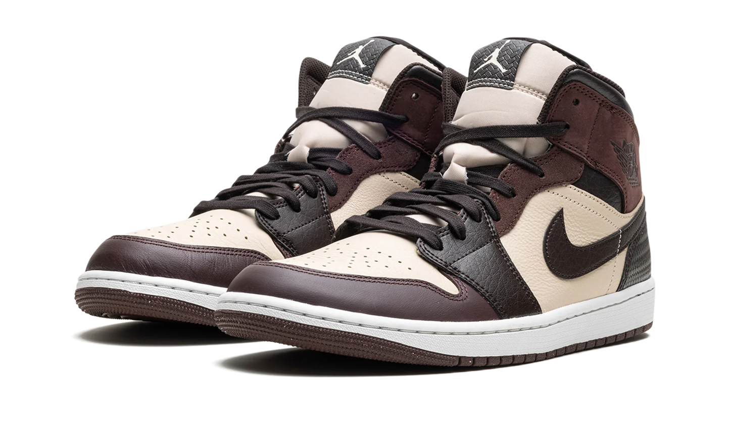 Air Jordan 1 Mid SE Paris YMCA
