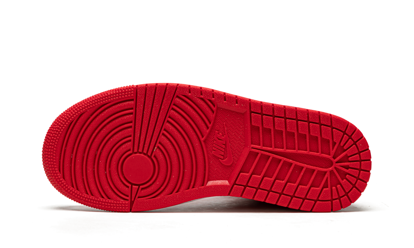 Air Jordan 1 Mid SE Pomegranate