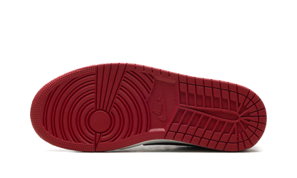 Air Jordan 1 Low OG Chicago (2025)