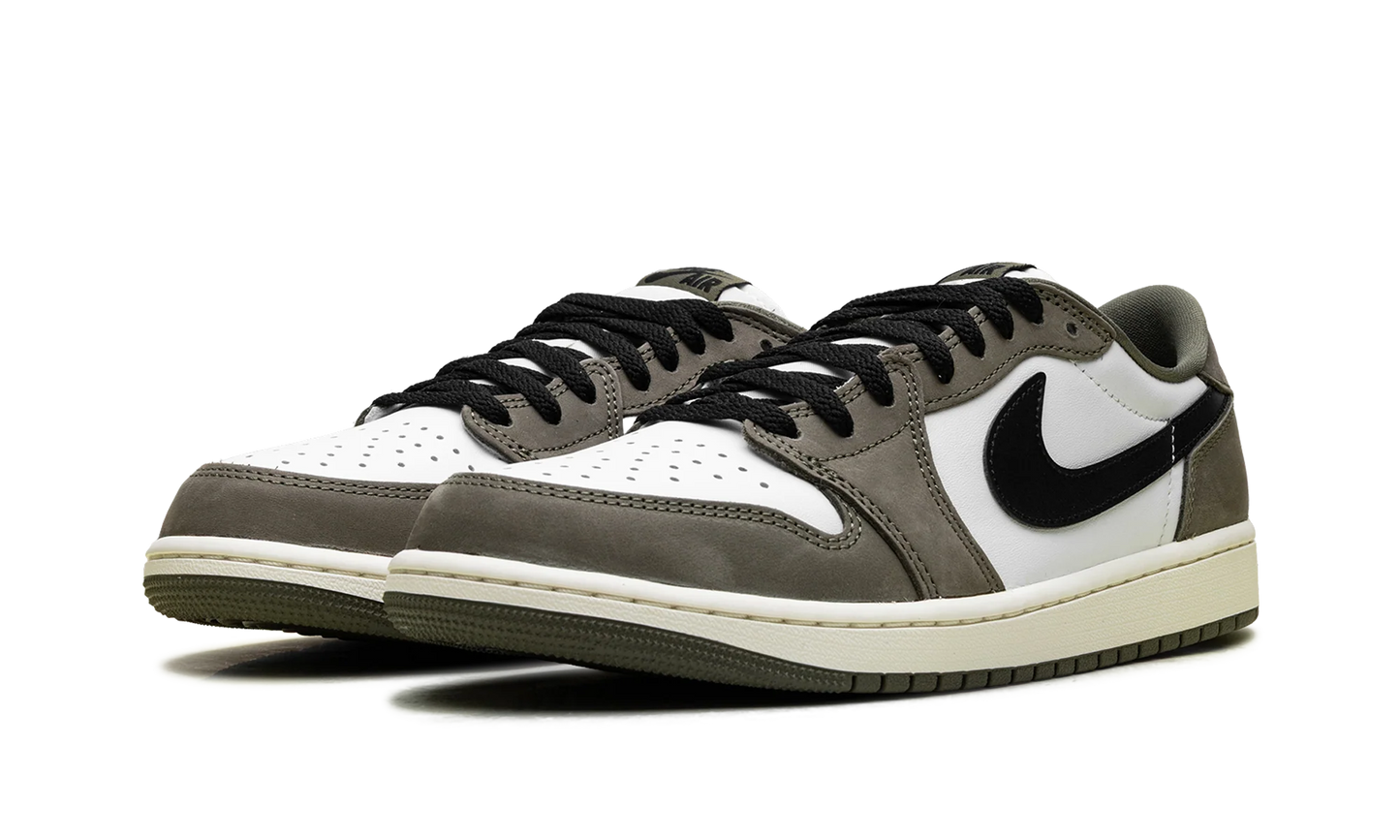 Air Jordan 1 Retro Low OG Medium Olive