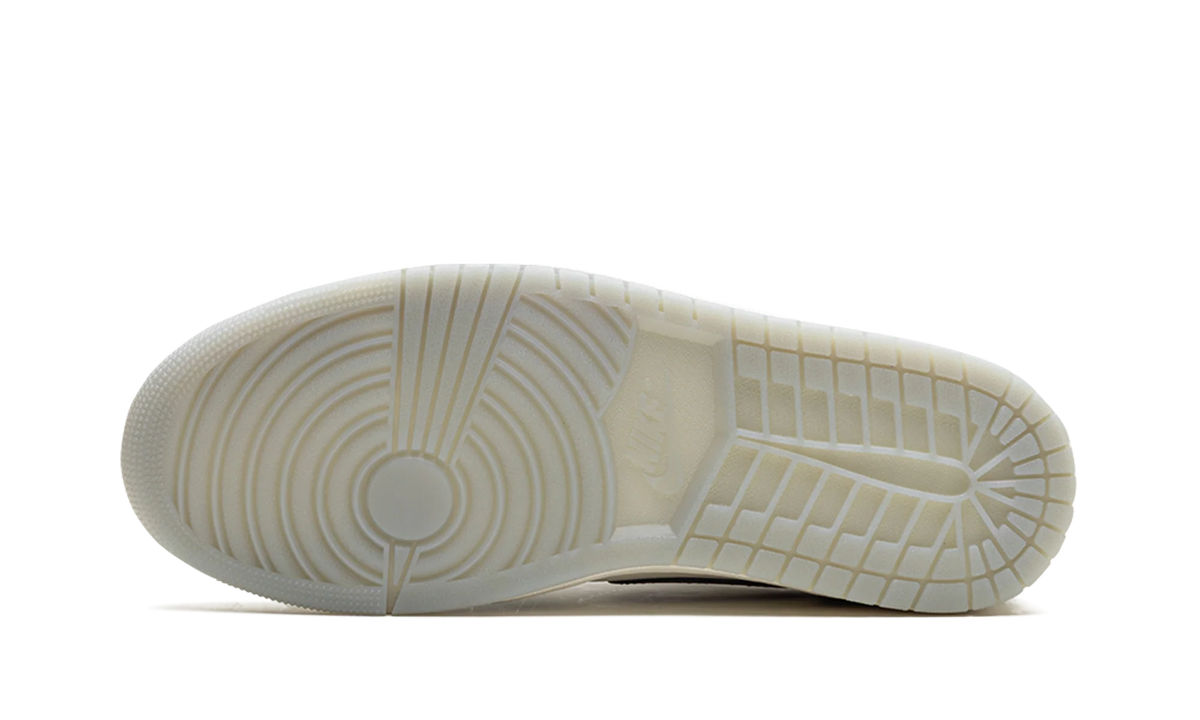 Air Jordan 1 Retro Low OG Year of the Dragon (2024)