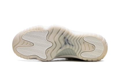 Air Jordan 11 Retro Pearl - Grand Finale