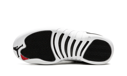 Air Jordan 12 Retro Playoffs (2022)