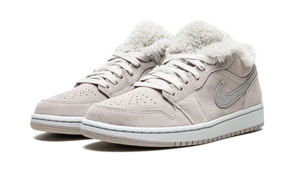 Air Jordan 1 Low SE Sherpa Fleece